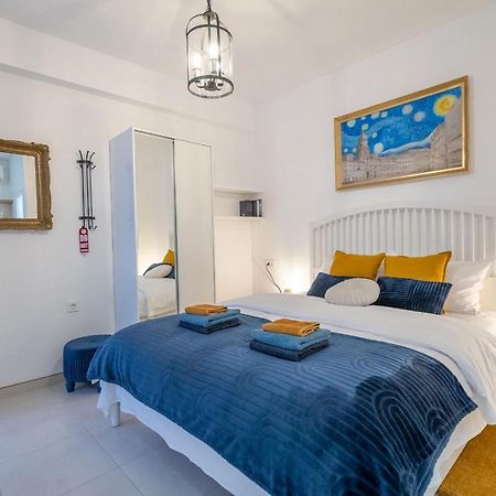 Starry Night Studio Apartment Rijeka Luaran gambar
